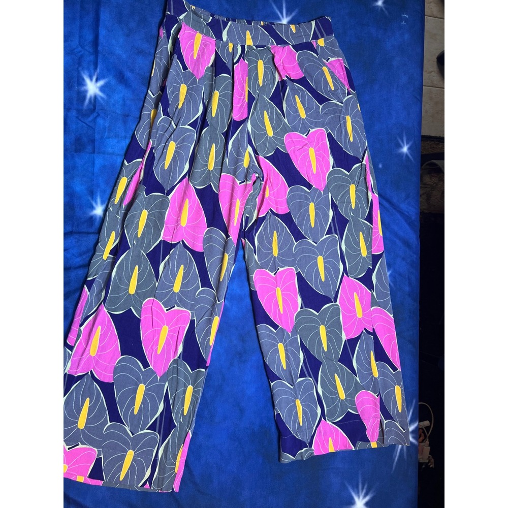 Ava Sky Honolulu Hawaii Floral Wide Leg Cropped Pants Purple Pink Anthurium L